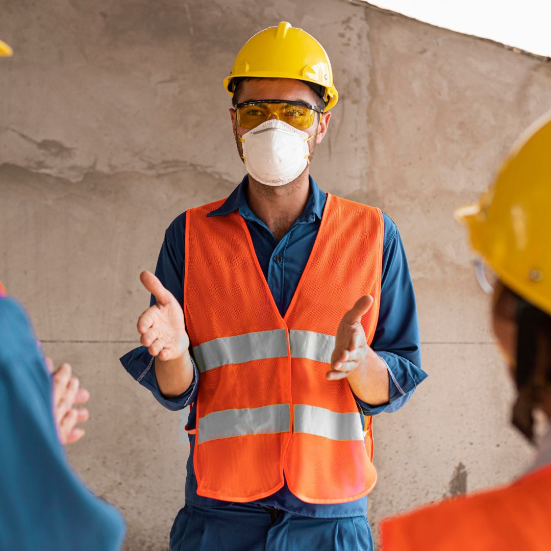 image of a foreman wearing PPE