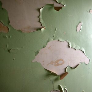 pealing paint